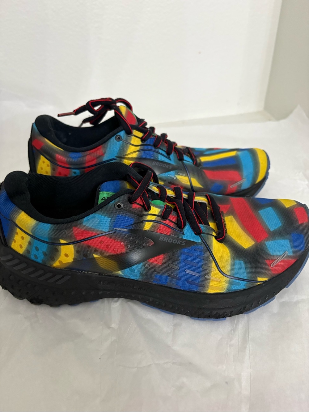 Brooks Adrenaline 21 Unisex Size 7.5 Victory Running Shoes